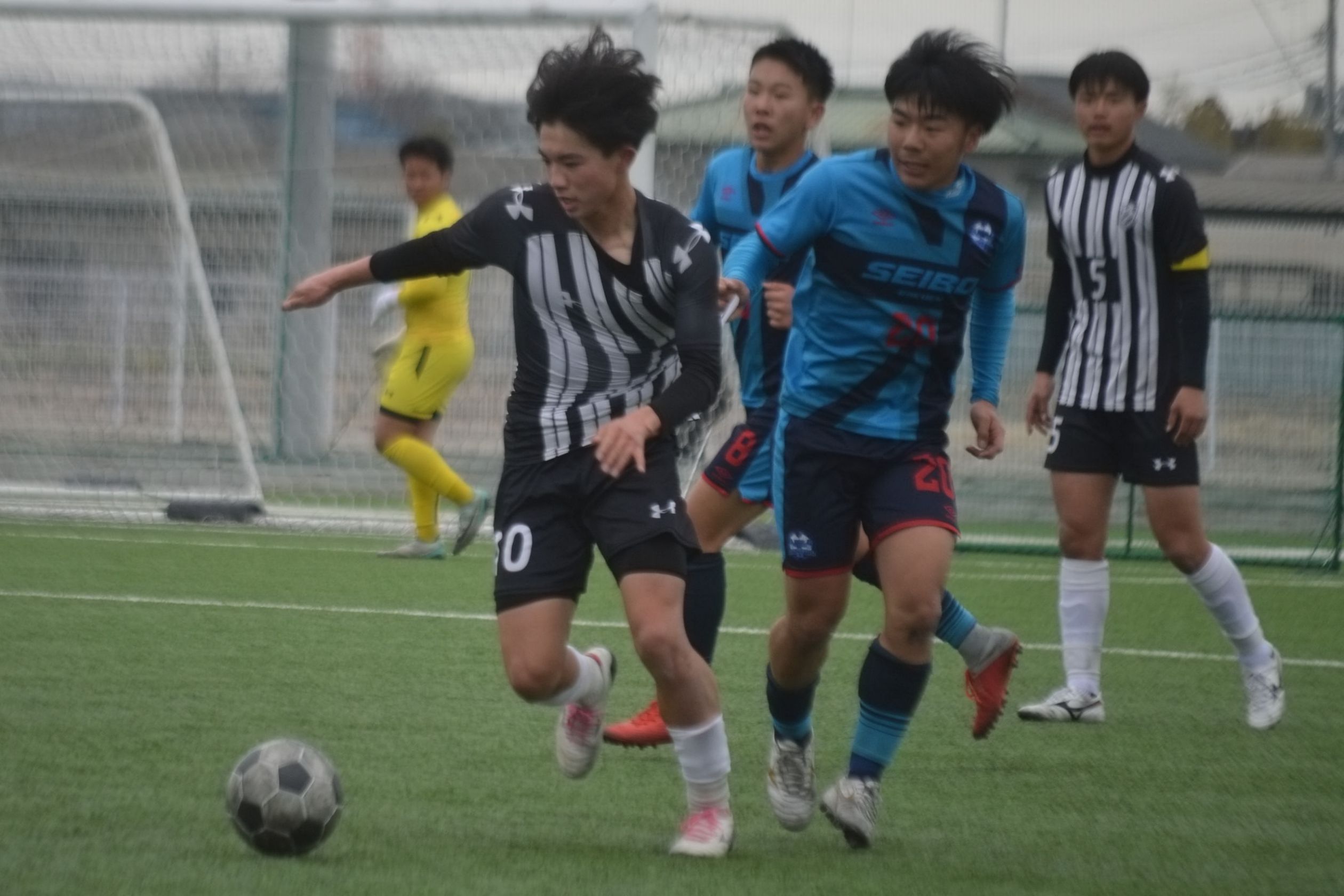 強みのセットプレーで2得点　聖望学園が花咲徳栄を下し、ベスト8進出